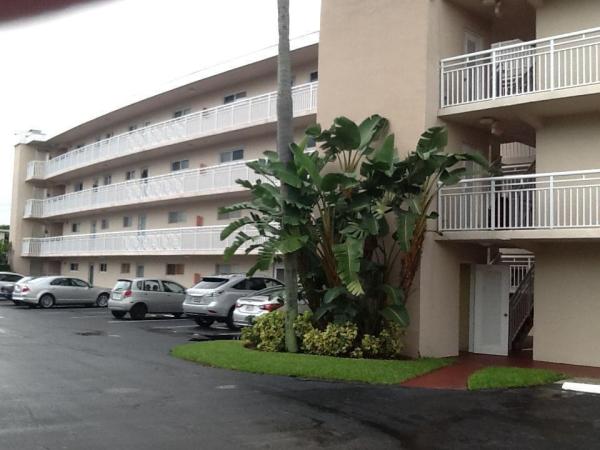 Lake Clarke Gardens, 2728 N Garden Dr N #411, Lake Worth, Florida 33461, image 1