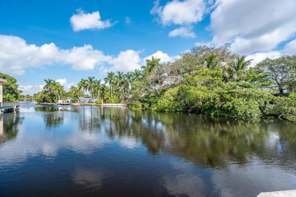 Hidden Harbor, 1785 N Andrews Sq #302E, Fort Lauderdale, Florida 33311, image 1