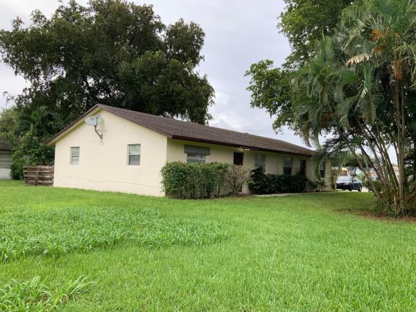 Greenacres No HOA, 3067 Jackson Ave, Greenacres, Florida 33463, image 2