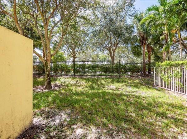 Independence Cove, 749 Imperial Lake Rd, West Palm Beach, Florida 33413, image 1