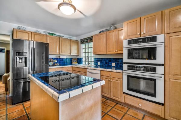Pershing Park, 219 Pershing Way, West Palm Beach, Florida 33401, image 1