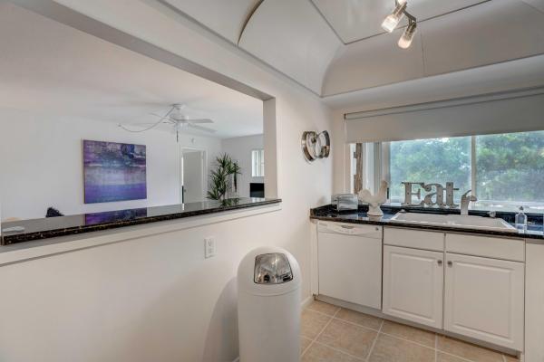Tamberlane, 5510 Tamberlane Cir #243, Palm Beach Gardens, Florida 33418, image 2
