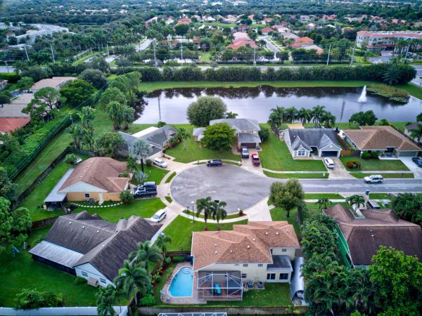 Indian Wells, 10728 Kasmir Ct, Boynton Beach, Florida 33437, image 2