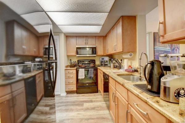 Deauville Village, 14849 Cumberland Dr #2070, Delray Beach, Florida 33446, image 3