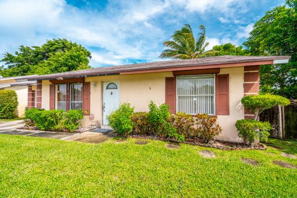 Brentwood Lakes, 6055 Blue Stone Ln, Lake Worth, Florida 33463, image 1