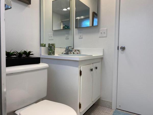 Poinciana Place Of Pine Island Ridge, 9460 Poinciana Pl #410, Davie, Florida 33324, image 2