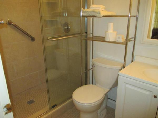 Golden Lakes Village, 196 Lake Meryl Dr, West Palm Beach, Florida 33411, image 1