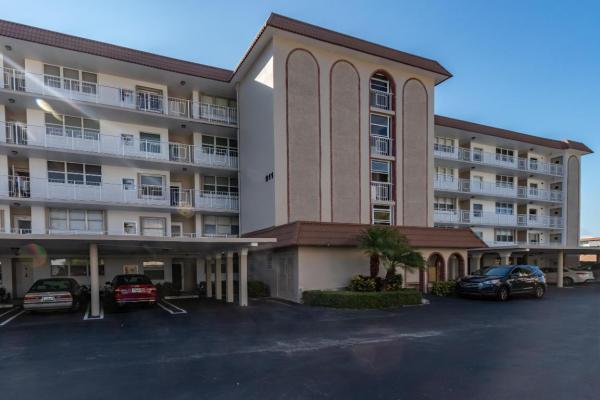 Tropic Bay, 911 Gardenia Dr #550, Delray Beach, Florida 33483, image 1
