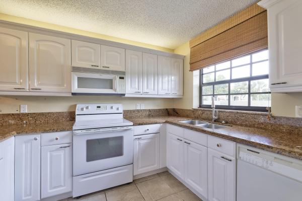 Embassy Square, 2611 Congressional Way, Deerfield Beach, Florida 33442, image 1