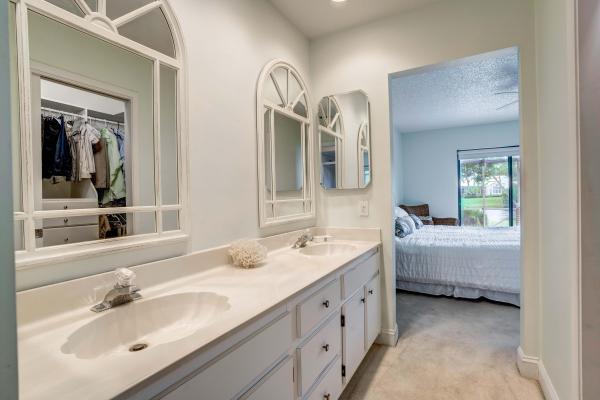 Cape Pointe Of Jonathan's Landing, 3673 Cape Pointe Cir, Jupiter, Florida 33477, image 1