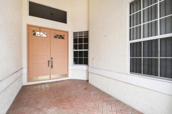Lake Charles, 636 SW Lake Charles Cir, Port St. Lucie, Florida 34986, image 3
