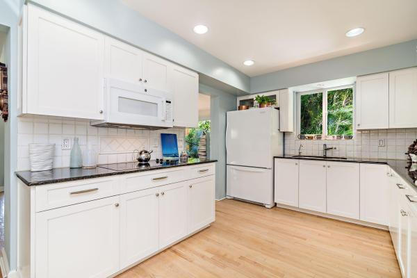 Worth Court, 157 N Worth Ct, West Palm Beach, Florida 33405, image 3