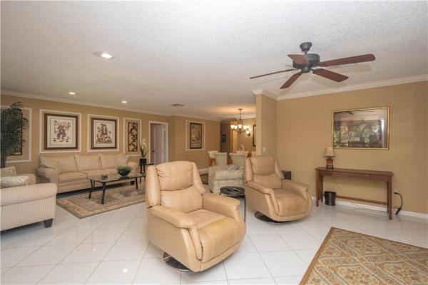 Glades Of Boca Lago, 21724 Arriba Real, Boca Raton, Florida 33433, image 3