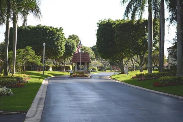 Glades Of Boca Lago, 21724 Arriba Real, Boca Raton, Florida 33433, image 2