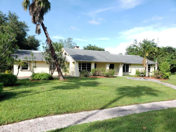 Fox Trail, 16848 Shetland Ln, Loxahatchee, Florida 33470, image 3