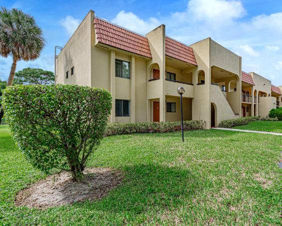 Boca Terrace, 912 SW 9th Street Cir #103, Boca Raton, Florida 33486, image 1