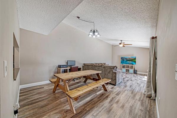 Countryside Townhomes, 4293 S Landar Dr, Lake Worth, Florida 33463, image 1