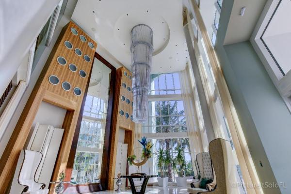 The Plaza At Oceanside, 1 N Ocean Blvd #803, Pompano Beach, Florida 33062, image 1