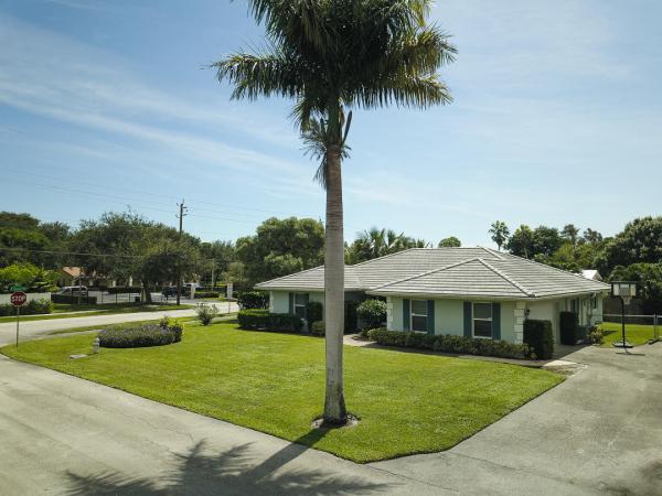 Lake Eden, 2 NW 24th Ct, Delray Beach, Florida 33444, image 2