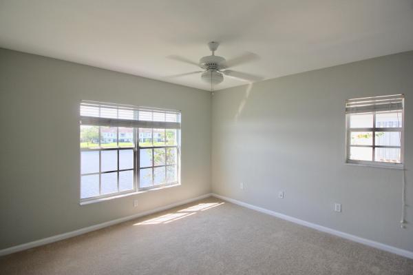 Emerald Lake Townhomes, 4110 Emerald Vis, Lake Worth, Florida 33461, image 2