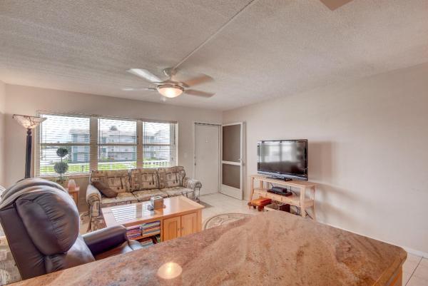 Sterling Village, 230 E Horizons #210, Boynton Beach, Florida 33435, image 3
