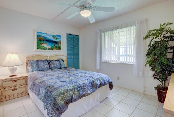 Pine Ridge South 4, 407 Pine Glen Ln #D-1, Greenacres, Florida 33463, image 2