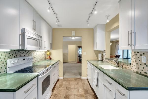 Palm Beach Leisureville, 1504 SW 17th Ave, Boynton Beach, Florida 33426, image 1
