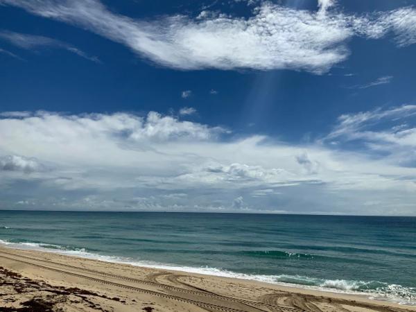 Lakewood At Palm Beach, 3525 S Ocean Blvd #103, South Palm Beach, Florida 33480, image 1