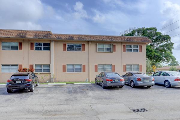 Boca Towne Centre, 450 SW 2nd Ave #1010, Boca Raton, Florida 33432, image 1