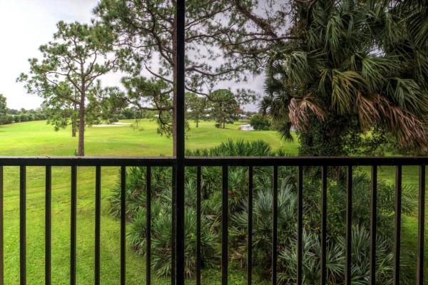 Lakeshore Village Of Meadowood, 3400 Twin Lakes Ter #203, Fort Pierce, Florida 34951, image 2