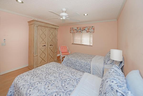 Versailles Court At The Fountains Country Club, 4694 Fountains Dr S, Lake Worth, Florida 33467, image 1