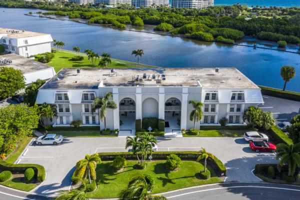 Chateau Chantilly Of Ibis Isle, 2185 Ibis Isle Rd #10, Palm Beach, Florida 33480, image 3