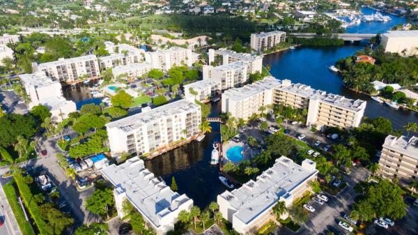 Boca Bayou, 4 Royal Palm Way #2070, Boca Raton, Florida 33432, image 1
