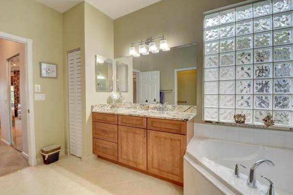 Valencia Shores, 8209 La Jolla Vista Ln, Lake Worth, Florida 33467, image 1