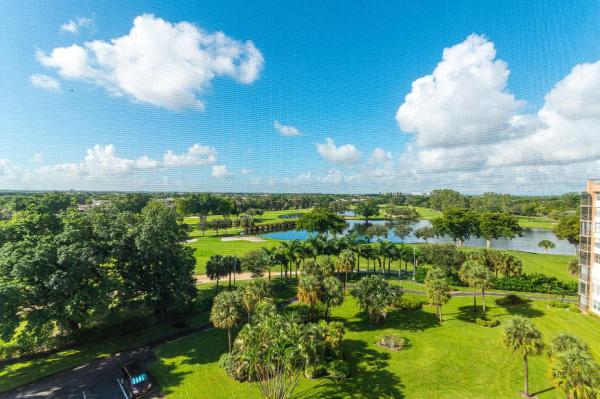 The Forest, 900 Saint Charles Pl #PH-19, Pembroke Pines, Florida 33026, image 1