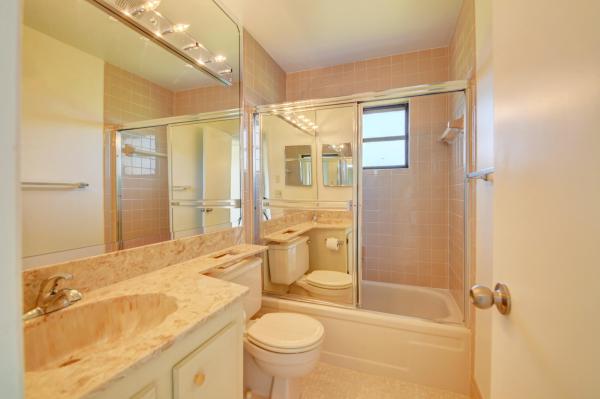 Camelot Village, 6661 Moonlit Dr, Delray Beach, Florida 33446, image 1