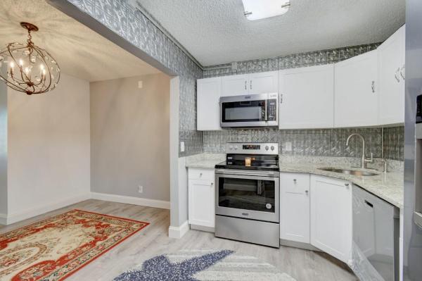Pine Ridge North 1, 508 Shady Pine Way #D2, Greenacres, Florida 33415, image 1