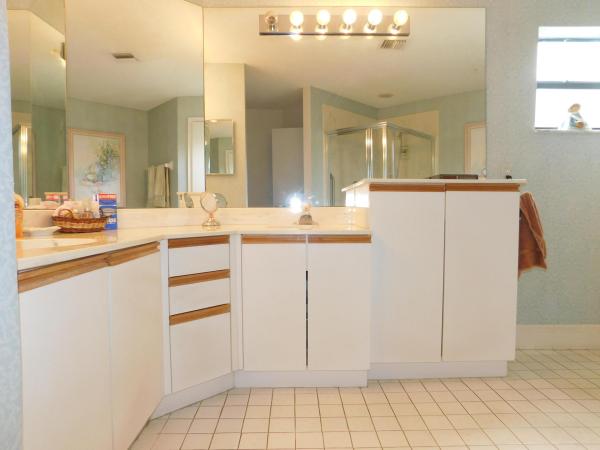 Alexandra Village, 5366 Venetia Ct #H, Boynton Beach, Florida 33437, image 2