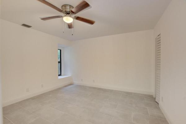 Pineapple Walk, 22388 Pineapple Walk Dr, Boca Raton, Florida 33433, image 2