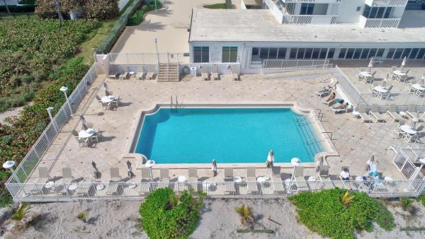 Cloister Beach Towers, 1200 S Ocean Blvd #2B, Boca Raton, Florida 33432, image 3