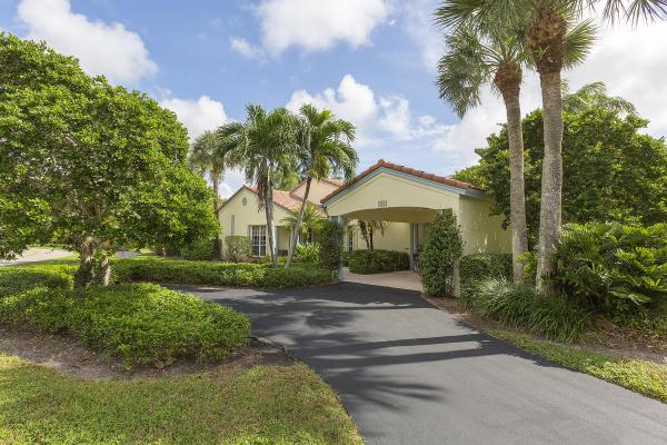 Las Casitas, 2418 Vista Del Prado Dr, Wellington, Florida 33414, image 2