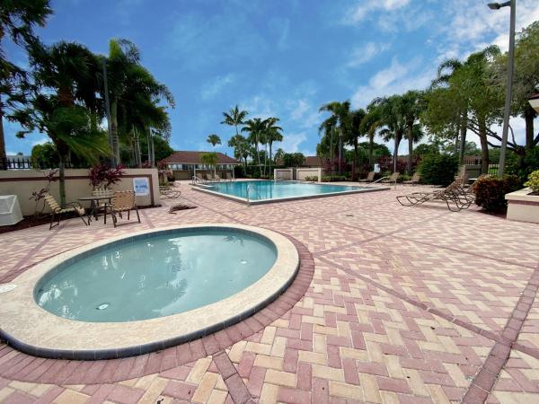 Waterside Luxury Townhomes, 863 Blue Ridge Cir, West Palm Beach, Florida 33409, image 1