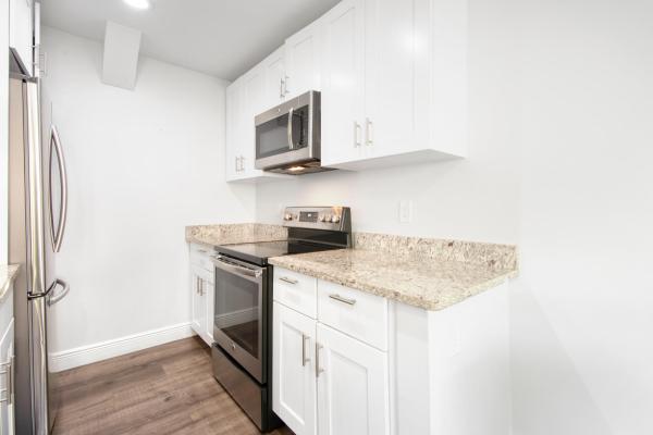 Quail Hollow, 2106 Sherwood Forest Blvd #19, West Palm Beach, Florida 33415, image 1