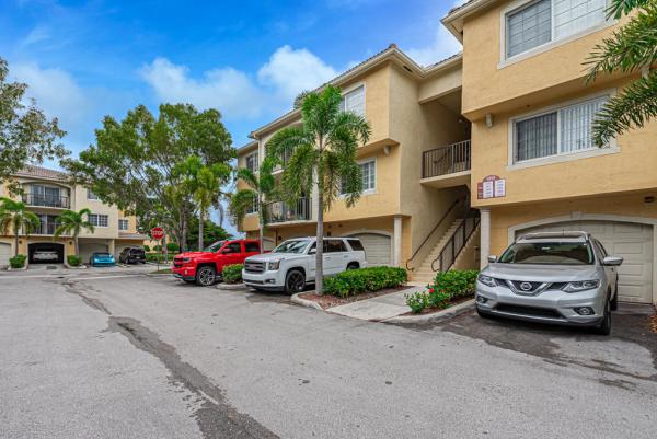 Grand View At Crestwood, 800 Crestwood Ct S #802, Royal Palm Beach, Florida 33411, image 1
