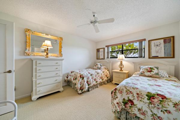 Prestwick Chase, 477 Prestwick Cir, Palm Beach Gardens, Florida 33418, image 2