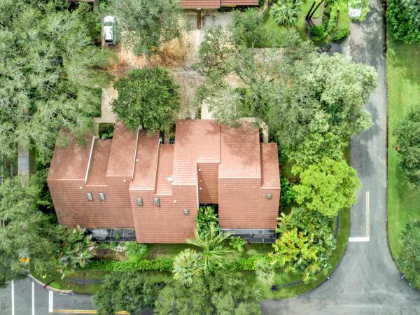 Villas Of Glengary, 705 Kintyre Ter, Palm Beach Gardens, Florida 33418, image 1