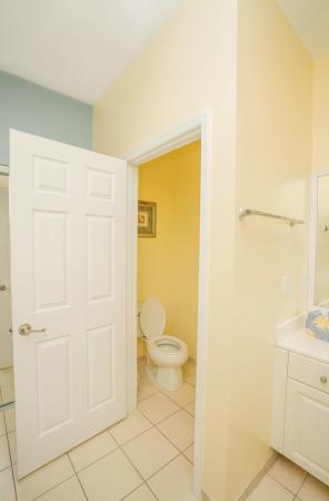 The Isles At Oakland Park, 3185 NW 32nd Ct, Oakland Park, Florida 33309, image 1