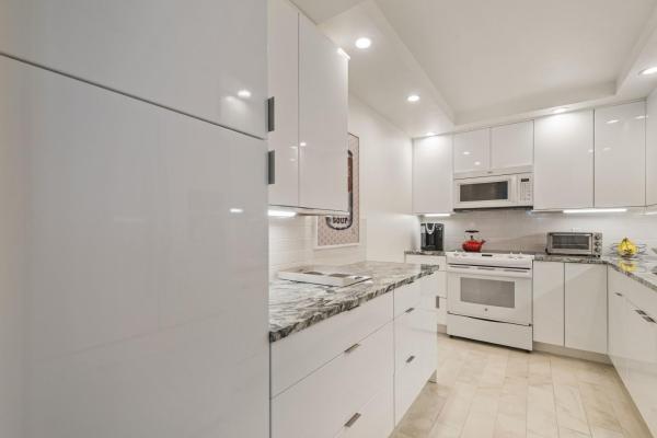 Harbour House Of Palm Beach, 2295 S Ocean Blvd #208, Palm Beach, Florida 33480, image 1