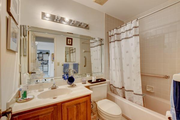 The Landings At Aberdeen, 5561 Parkwalk Cir, Boynton Beach, Florida 33472, image 1