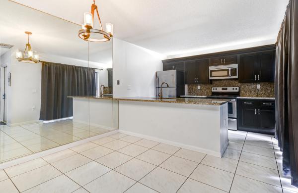 Heritage Village Of Palm Beach Lakes, 7219 72nd Way, West Palm Beach, Florida 33407, image 2